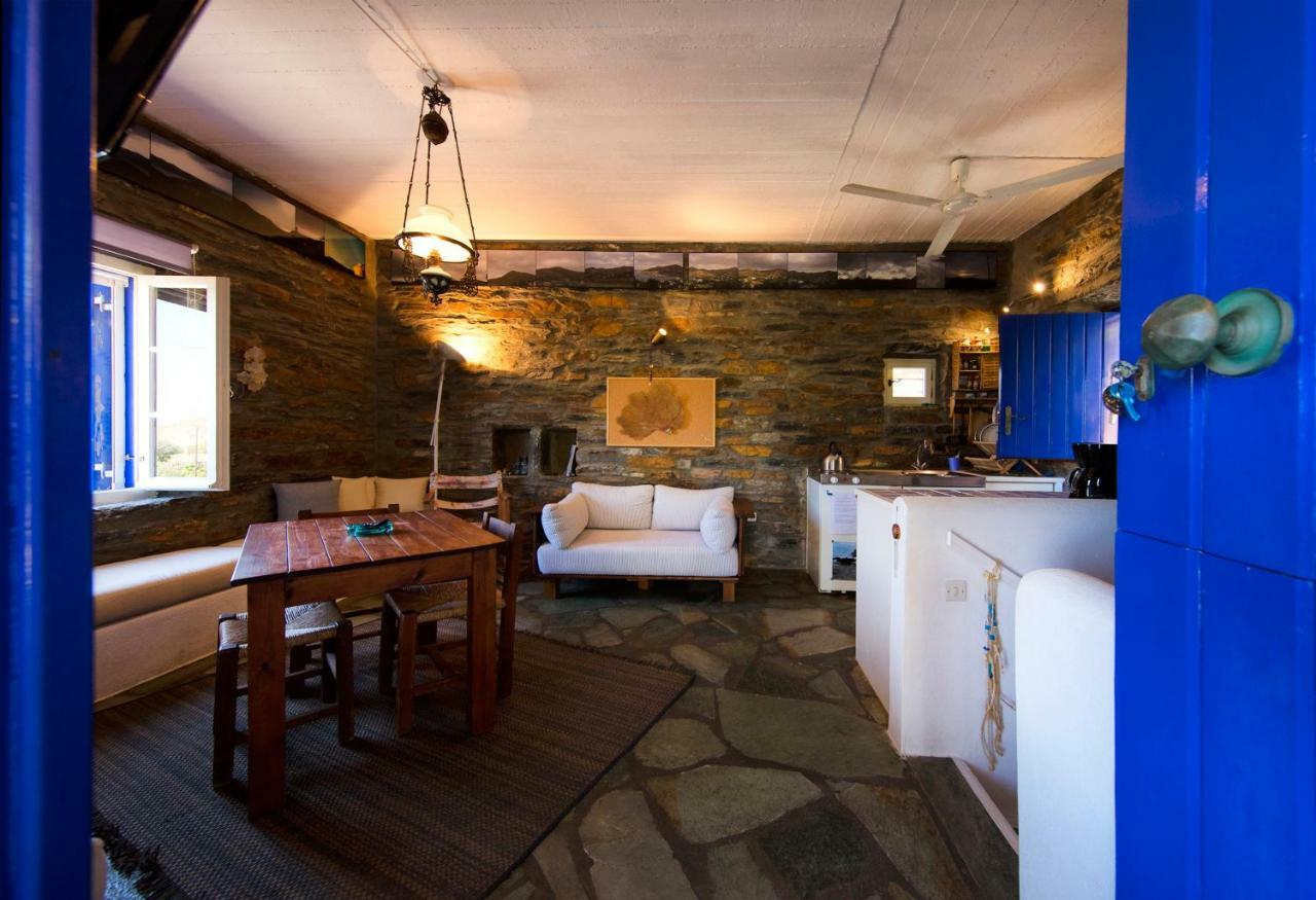 Stone House With A Magical View Villa Otzias Luaran gambar